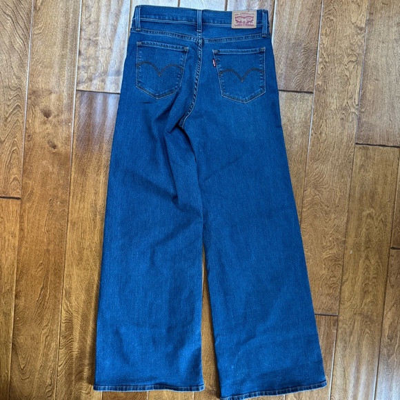 Levis | 318 Shaping Wide Leg Jeans 27 - Picture 5 of 9